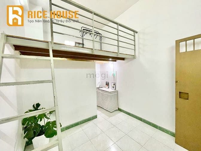 Hình ảnh Mb6623 nạp rút nhanh chóng có gác nằm sát VLU CS3 gác cao không đụng đầu