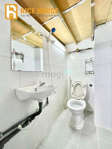 Hình ảnh Mb6623 nạp rút nhanh chóng có gác nằm sát VLU CS3 gác cao không đụng đầu