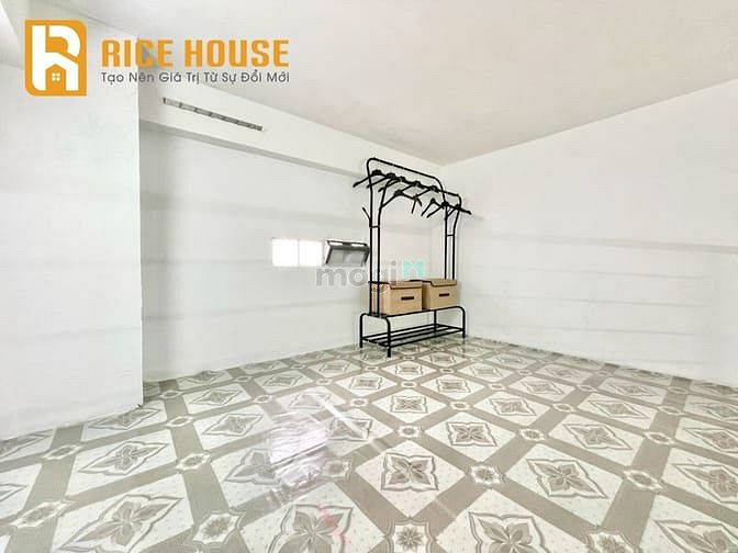 Hình ảnh Mb6623 nạp rút nhanh chóng có gác nằm sát VLU CS3 gác cao không đụng đầu