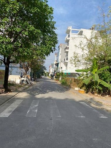 Hình ảnh Lô Đất Siêu Đẹp 125m2( 8 x 16 ) , KDC Trường Lưu Gần Chợ Long Trường