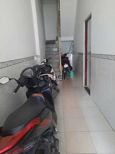 Hình ảnh Nhà 4 tầng 1/ Nguỹên Thị Thập. 5*20 nở hậu 5,4 m. 12.5 tỷ. Hẻm thông.
