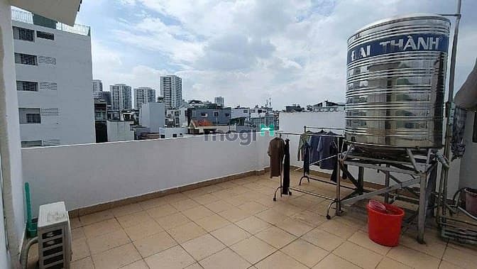 Hình ảnh Nhà 4 tầng 1/ Nguỹên Thị Thập. 5*20 nở hậu 5,4 m. 12.5 tỷ. Hẻm thông.