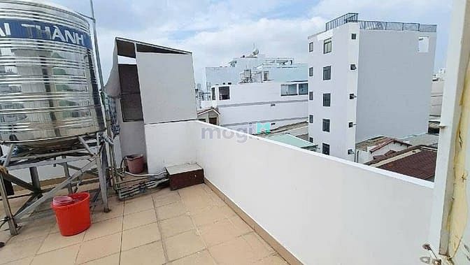 Hình ảnh Nhà 4 tầng 1/ Nguỹên Thị Thập. 5*20 nở hậu 5,4 m. 12.5 tỷ. Hẻm thông.
