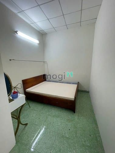 Hình ảnh Cho thuê nhà Lê Trưc, P.7, 6x5m, 1 lầu, 1 pn, 2wc, 12tr