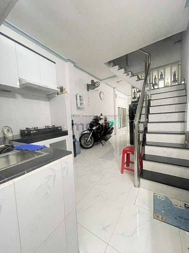 Hình ảnh Bán nhà Tân Phú căn góc 40m 4,1 tỷ.