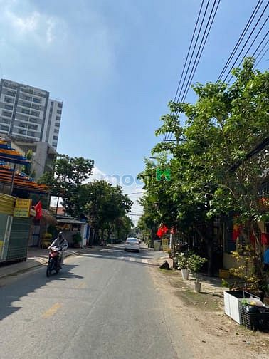 Hình ảnh Đất Phân Lô Đường 8m Có Vỉa hè 80m2 , gần Vòng Xoay Nguyễn Duy Trinh