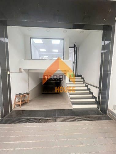Hình ảnh ĐỈNH NÓC - Nhà phố trống suốt 320M2 ngay Trần Lựu Q2  mới cứng làm này