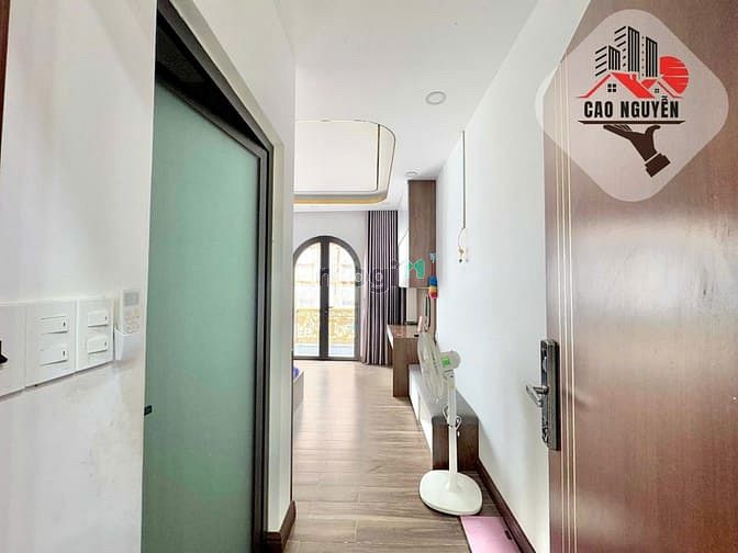 Hình ảnh Biệt thự trống suốt, 3 lầu, thang máy, gần Aeon Tân Phú