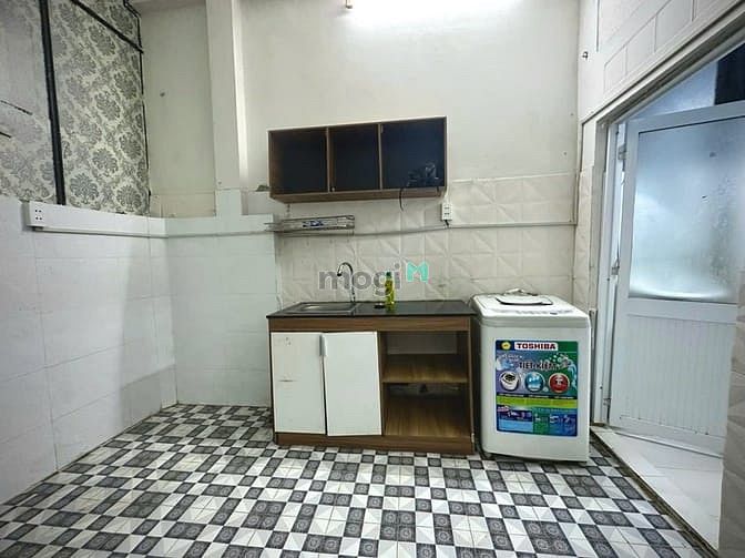 Hình ảnh ⭐ Phòng 30m2 đủ nội thất ngay chợ Phạm Văn Hai