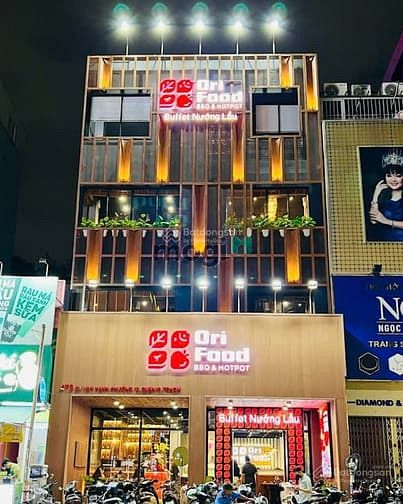 Hình ảnh Cho thuê 8x17m 3 lầu Sư Vạn Hạnh, phường 12, quận 10
