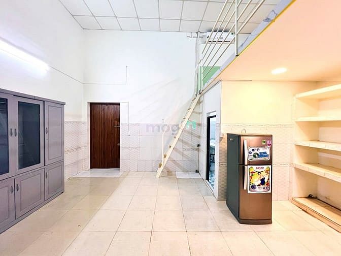 Hình ảnh CHDV DUPLEX GÁC CAO 2M Đầy Đủ Nội Thất ngay VX Phú Lâm, Kinh D.Vương
