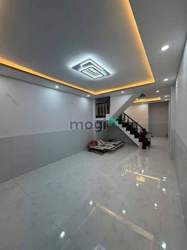 Hình ảnh Bán nhà mới bình tân, 1/ đường mã lò đi vào