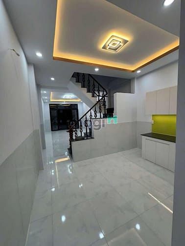 Hình ảnh Bán nhà mới bình tân, 1/ đường mã lò đi vào