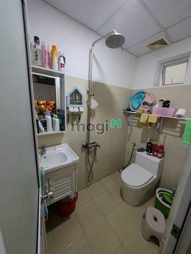 Hình ảnh CC Harmona, có 2pn, 2 tolet có nt, giá thuê 12tr, Trương Công Đinh, TB
