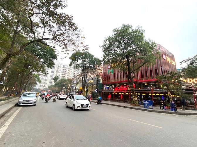 Hình ảnh cho thuê nhà Mặt phố Trần Kim Xuyến, KĐT Yên Hoà 90m*5T