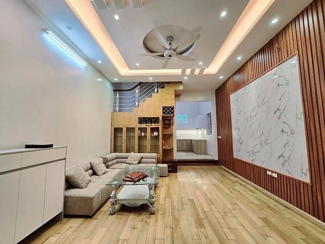 Hình ảnh Bán nhà phố Trần Cung Bắc Từ Liêm giá 8 tỷ. 60m2 4 tầng.