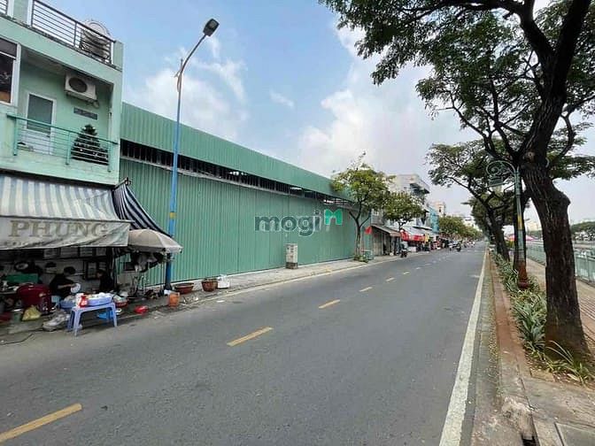 Hình ảnh Cho thuê kho 400m2 Nguyễn Văn Luông Phường 11 Quận 6