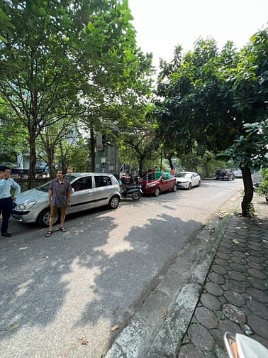 Hình ảnh Bán nhà cấp 4 đất phân lô quân đội – Phúc Đồng  - Long Biên. Giá 17 tỷ