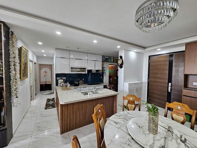 Hình ảnh Cho thuê  Midtown Phú Mỹ Hưng  Q.7 dt 130m2 có 3PN full NT  giá 35tr