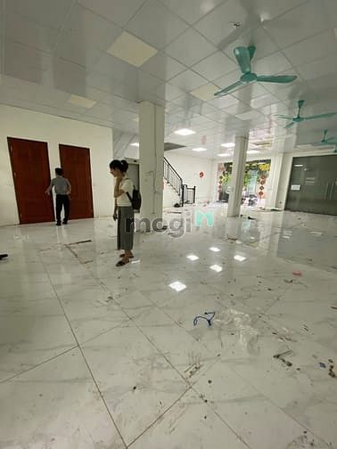 Hình ảnh Cho thuê nhà 2 căn thông Galaxy Vạn Phúc 200m2, 6 tầng, thang máy