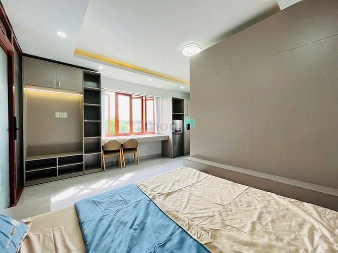 Hình ảnh Ngay Vincom Nguyễn Xí Ngã Tư Hàng Xanh Văn Lang CS3