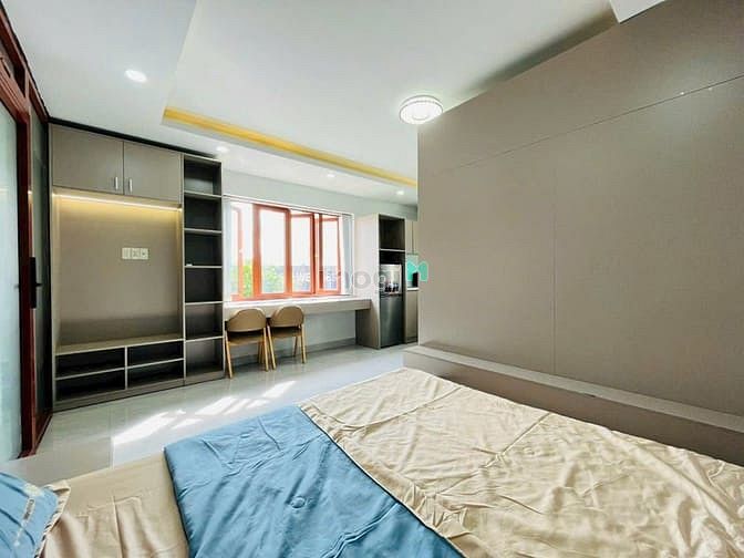Hình ảnh Ngay Vincom Nguyễn Xí Ngã Tư Hàng Xanh Văn Lang CS3