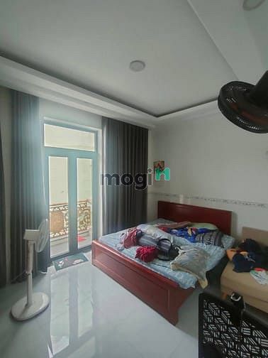 Hình ảnh Bán nhà Tân Phú HXH 5 lầu 70m 7,8 tỷ,