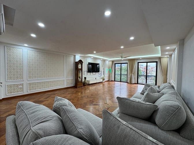 Hình ảnh Bán toà Văn phòng mặt phố Nguyễn Khang , 72m2 ,8T giá 35,6tỷ