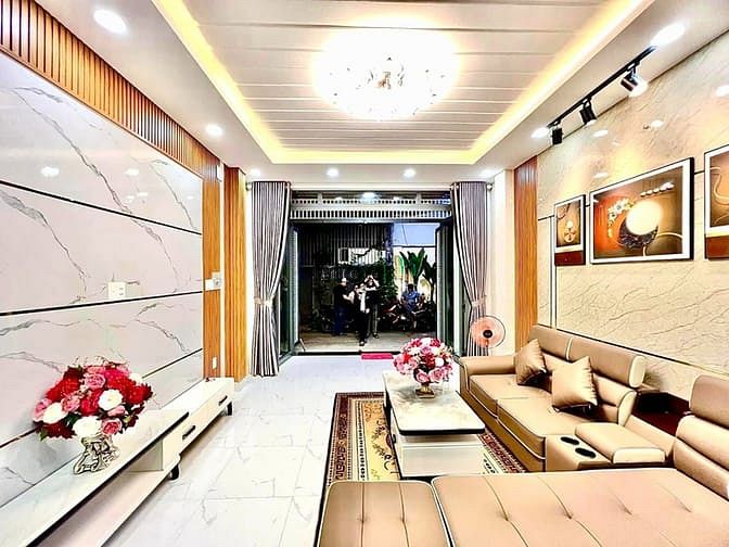Hình ảnh cần bán nhà giá rẻ 59m2,1 trệt 2 lầu,SHR,910tr,Lãnh binh thăng,p12,Q11