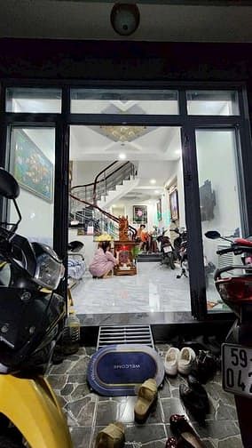 Hình ảnh Chuyển về quê ở bán gấp nhà nở hậu 64m2 giá tt 1,25 tỷ- GẦN TRƯỜNG