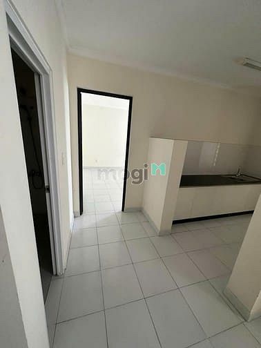 Hình ảnh Chung cư Lê Văn Duyệt, Bình Thạnh: 69m2, 2p ngủ, 1wc, giá 10tr