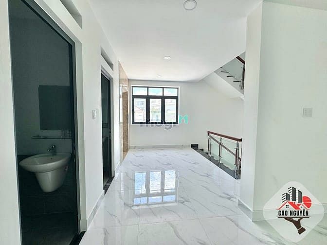 Hình ảnh Nhà MTKD 8x40 4 Lầu, Đường Tỉnh Lộ 10, Thang Máy