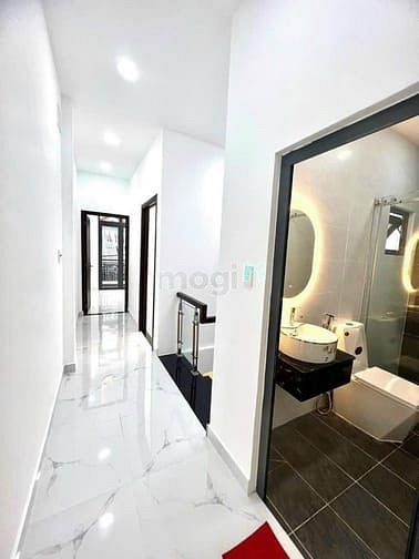 Hình ảnh Kẹt vốn KD bán gấp nhà ở luôn 1T1L Nguyễn Thiện Thuật Q.3 - 65m2 - Shr