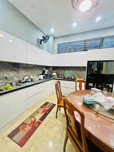 Hình ảnh Bán nhà HXT phường 4 Tân Bình 70m 4 lầu 12,7 tỷ