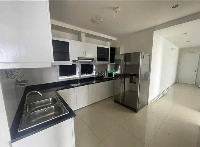 Hình ảnh Chung cư PN Techcons, Hoa Sứ, Phú NHuận: 90m2, 2p ngủ, NT, 17tr/th