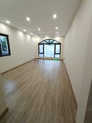 Hình ảnh Bán nhà siêu víp Bồ Đề- Long Biên , gara, thang máy 54m2 nhỉnh 14 tỷ