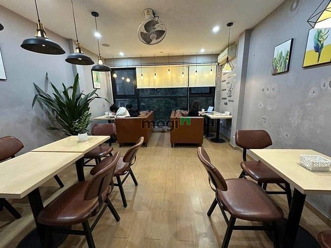 Hình ảnh Bán nhà mặt phố Phan Văn Trường 25m2*4T mt:4 giá 12.6 tỷ
