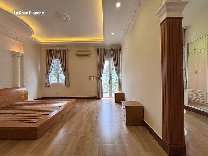 Hình ảnh Biệt thự hồ bơi Thảo Điền Q2, DT 230m2, Hầm 3 tầng, 95 tr/th