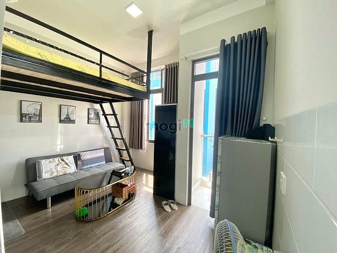 Hình ảnh duplex bancol máy lạnh ngay ĐH Công Thương giá chỉ 4tr