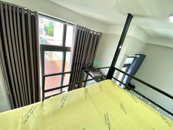 Hình ảnh duplex bancol máy lạnh ngay ĐH Công Thương giá chỉ 4tr