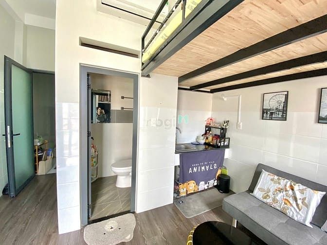 Hình ảnh duplex bancol máy lạnh ngay ĐH Công Thương giá chỉ 4tr