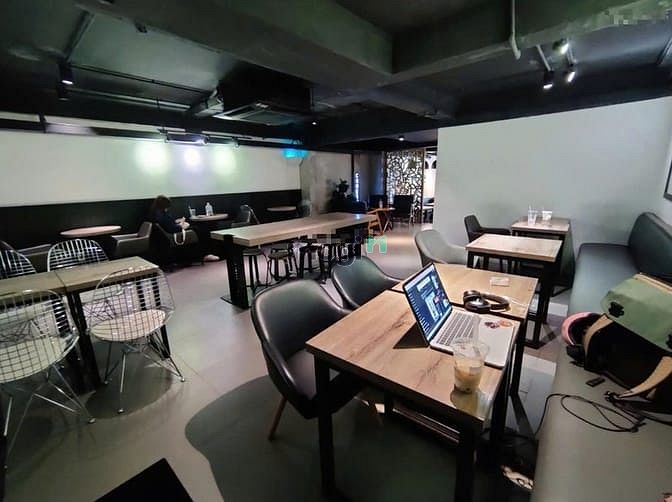 Hình ảnh Cho thuê nhà nguyên căn mặt tiền đường Sư Vạn Hạnh, Phường 12, Quận 10
