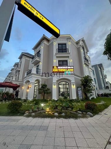 Hình ảnh Nhà phố gi.á đẹp cho thuê kinh doanh