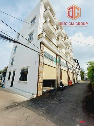 Hình ảnh Nhà bán P.Tam Hoà gần BVĐN nhà 3 lầu mới xây 240m2 sàn 5PN 4,2 tỷ SHR