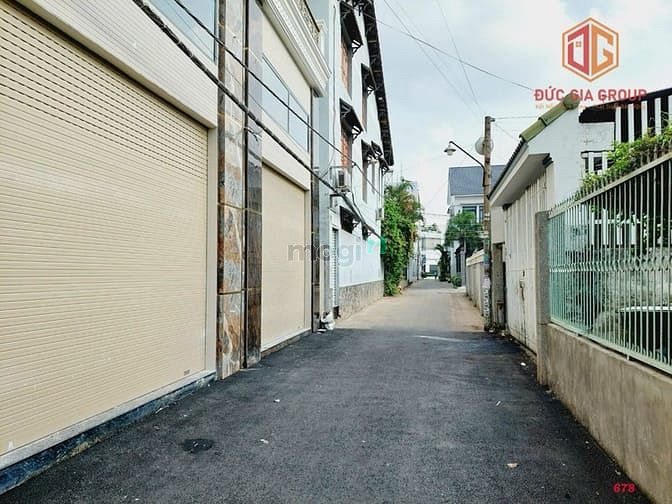 Hình ảnh Nhà bán P.Tam Hoà gần BVĐN nhà 3 lầu mới xây 240m2 sàn 5PN 4,2 tỷ SHR