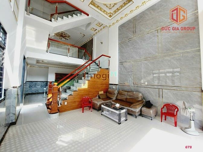 Hình ảnh Nhà bán P.Tam Hoà gần BVĐN nhà 3 lầu mới xây 240m2 sàn 5PN 4,2 tỷ SHR