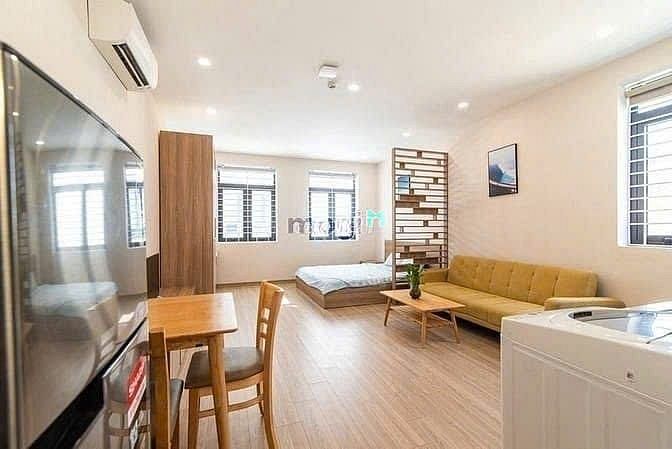 Hình ảnh Cho thuê căn STudio 3 cửa sổ lớn Ngay Bến Xe Miền Đông Vincom NguyễnXi