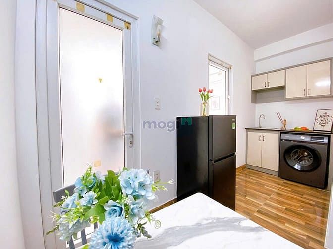 Hình ảnh Cho thuê Trang Chủ MB66.COM / Đăng Ký Tặng 66K 1PN tách bếp riêng biệt có cửa sổ thoáng ngay Đh UEH