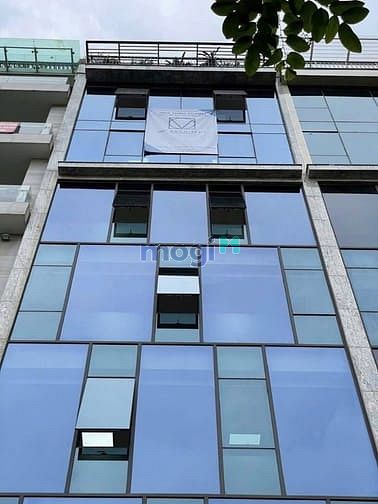 Hình ảnh Cho thuê toà Văn phòng kdt nam trung yên 100m2,7T có TM
