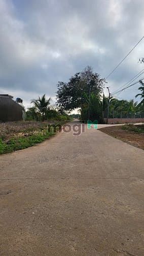 Hình ảnh Bán đất thổ cư 2 mặt tiền đường bê tông thông thoáng tại phường Khánh.